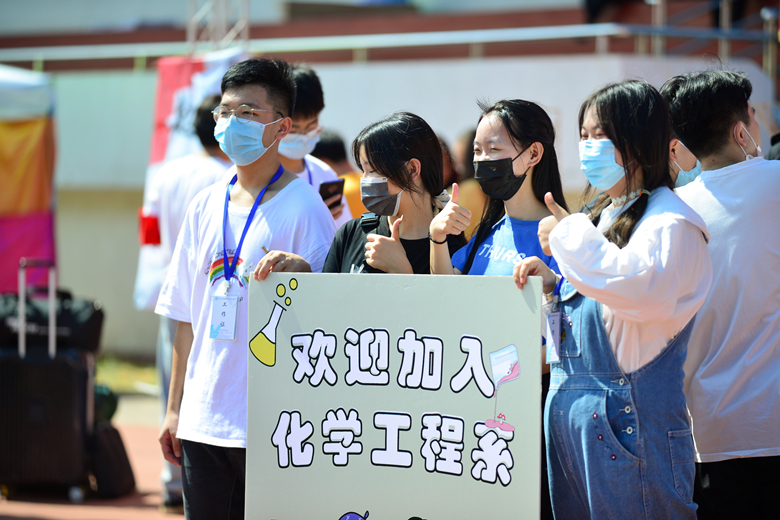 d8a_4435_副本.jpg d8a_4435_副本.jpg