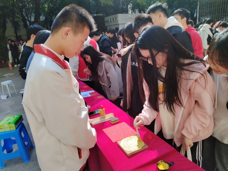 c2c05922de3d3c827d5fede744fe388.jpg c2c05922de3d3c827d5fede744fe388.jpg